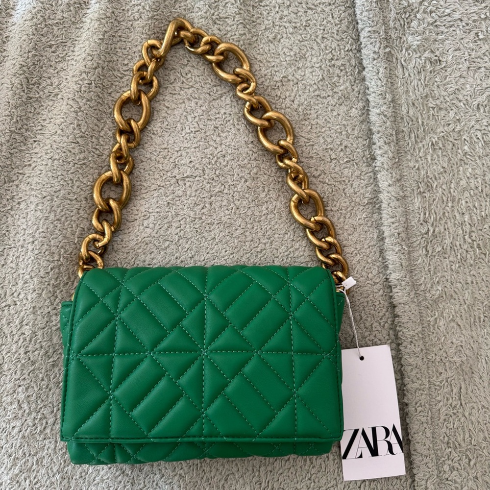 Zara | Green Quilted Bag Heavy Gold Chain New With Tags